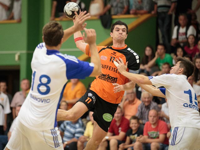 Der TV Möhlin im Spiel gegen die SG GC Amicitia-RWZ (Premtim Zeqaj). Foto: Michi Mahrer