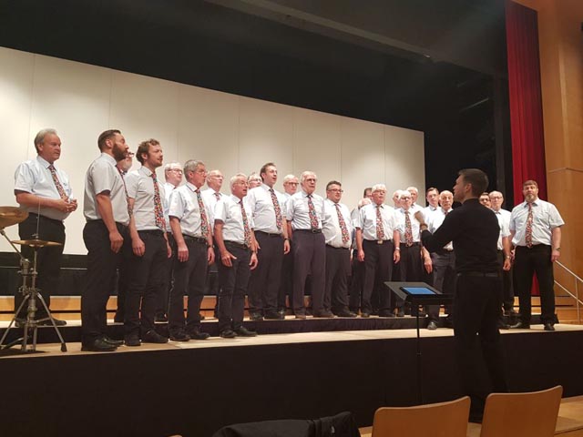 Der Männerchor Frick beim Auftritt vor Experten am Schweizer Gesangsfestival in Gossau: Foto: zVg