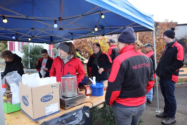 Gut zu tun hatte die MG Wittnau am Weihnachtsmarkt. Foto: zVg