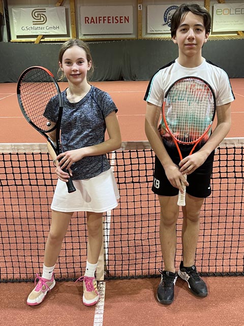 Die Sieger der beiden Kategorien: Larina Ackermann und Keani Barbazza. Foto: zVg