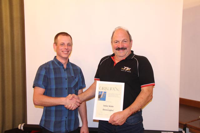 Stefan Walde wurde für 25 Jahre Aktivmitgliedschaft zum Ehrenmitglied der MG Wittnau ernannt. Foto: zVg