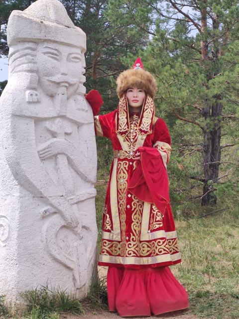 Traditionell: Assel Abilseitova stammt aus Kasachtstan. Foto: zVg