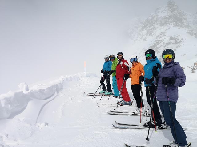 Die Fahrten auf dem herrliche Neuschnee wurden genossen. Foto: zVg