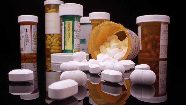 Opioide bergen die Gefahr des Missbrauchs und der Abhängigkeitsentwicklung. Symbolbild: Shutterstock
