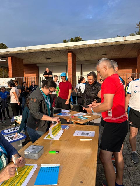 Mehr als 230 Teilnehmende meldeten sich zum Lauf an. Foto: zVg