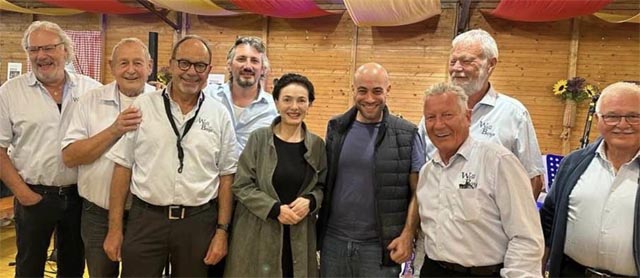 Super Band Well Boys mit Nationalrätin und Ständeratskandidatin Marianne Binder sowie dem Mitte-Bezirksparteipräsidenten und Nationalratskandidaten Daniele Mezzi. Foto: zVg