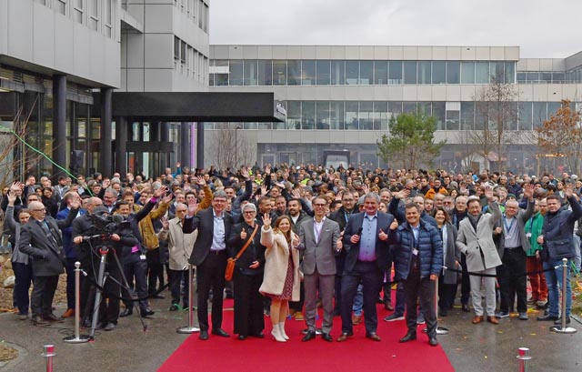 Gemeinsam mit lokalen Behördenvertretern und Partnern wurde die Einweihung des Hauptsitzes und Science &amp; Research Hub in Kaiseraugst gefeiert. Foto: zVg