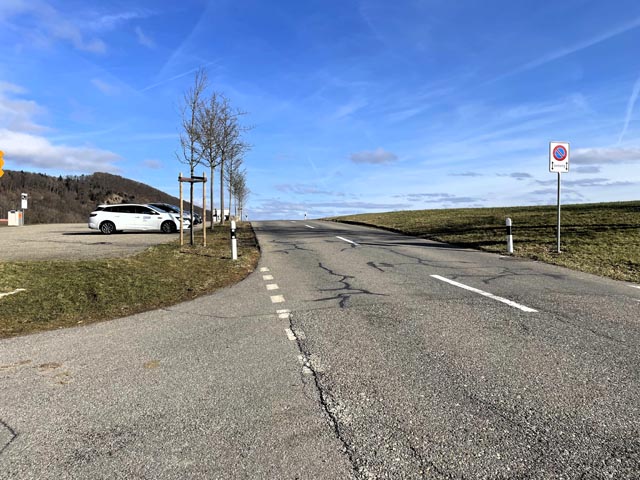 Die Kantonsstrasse zwischen Passbeizli Staffelegg und Thalheim muss saniert werden. Foto: zVg