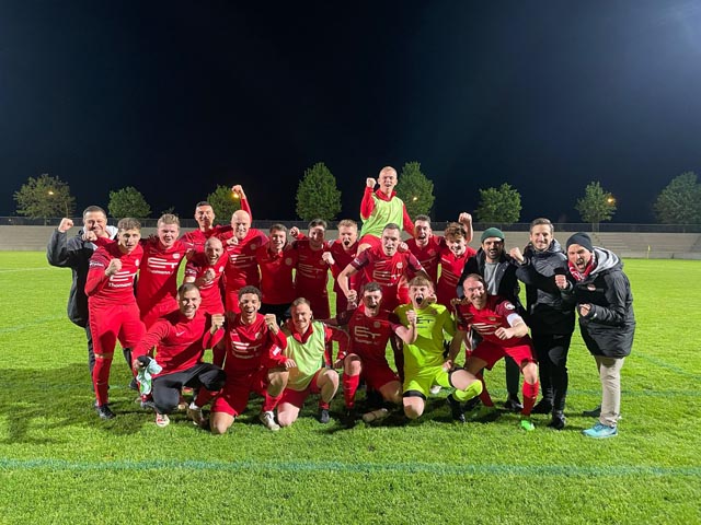 Jubel beim FC Wallbach nach dem Cup-Erfolg. Foto: zVg