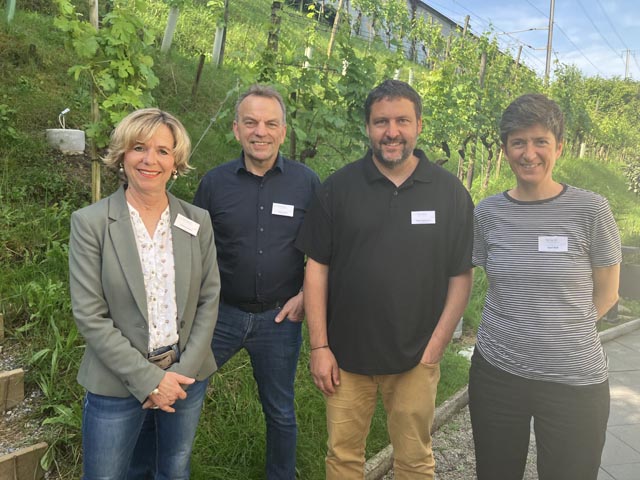 Der KAGfreiland-Vorstand in neuer Zusammensetzung (von links): Marlies Widmer, Martin Kaske, Stefan Schürmann (Präsident) und Sarah Wolf (auf dem Foto fehlt Dominique Kramer). Foto: zVg