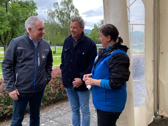 Regierungsrat Alex Hürzeler (links) zeigte sich erfreut.