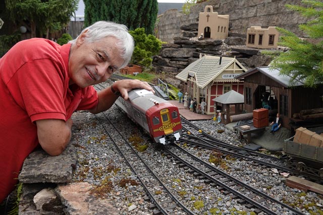 Karl Eiermann hat ein Faible für das amerikanische Eisenbahnnetz. Foto: Peter Schütz 