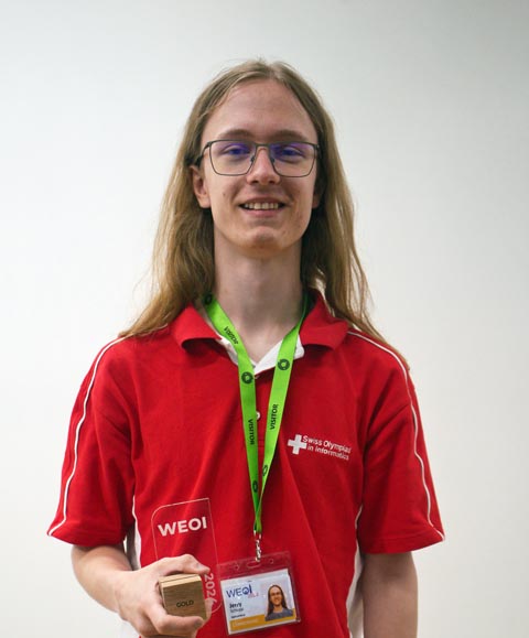 In England wurde Jerry Schupp aus Klingnau (Kantonsschule Wettingen) mit einer Goldmedaille ausgezeichnet. Foto: zVg 