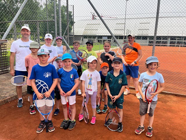 Laufenburg: Kids schnuppern Tennisluft