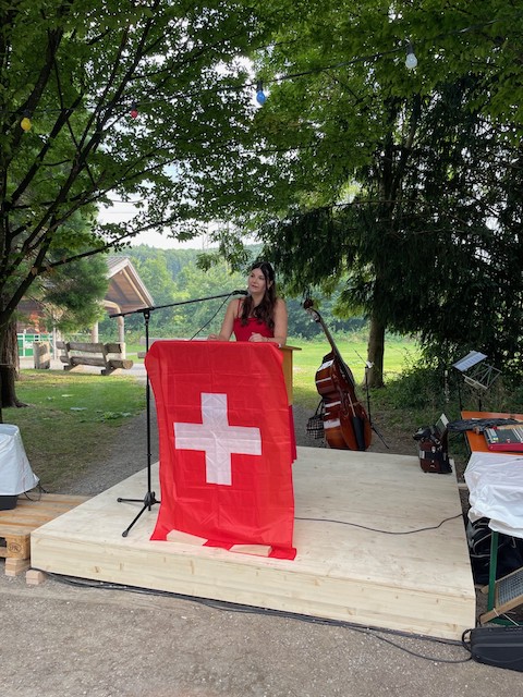 Für mehr junge Menschen in der Politik – Jungpolitikerin Melanie Holle hielt Festrede in Zeiningen