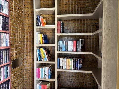 Kaisten: Aus Telefonkabine wird Bücherkabine