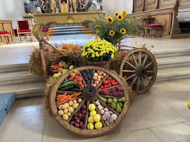 Frick: Beim Erntedankgottesdienst wird wieder das «Kirchenregal» eingerichtet