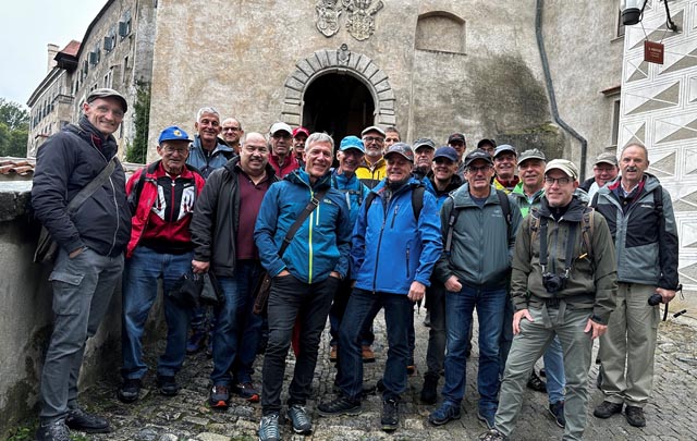 Der MTV Wölflinswil auf Schloss Krumlov. Foto: Marc Böller