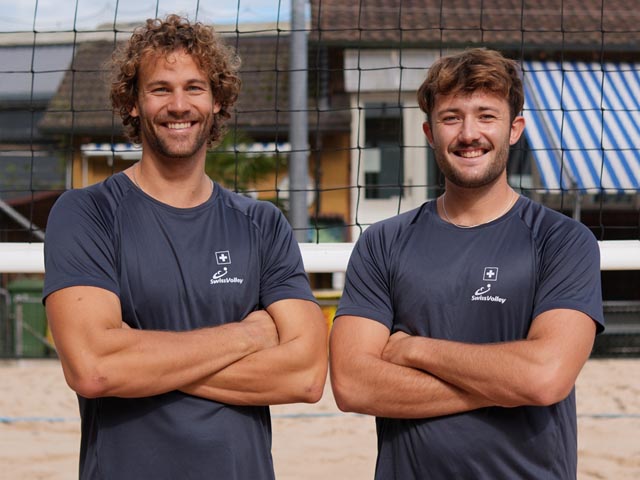 Der Thurgauer Marco Krattiger (links) und der Möhliner Leo Dillier kämpfen neu zusammen um Medaillen auf der Beachvolleyball World Tour. Foto: zVg