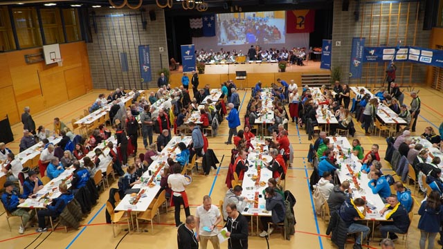 Voller Saal in Möhlin an der Delegiertenversammlung des ATV. Foto: Sandro Erdin