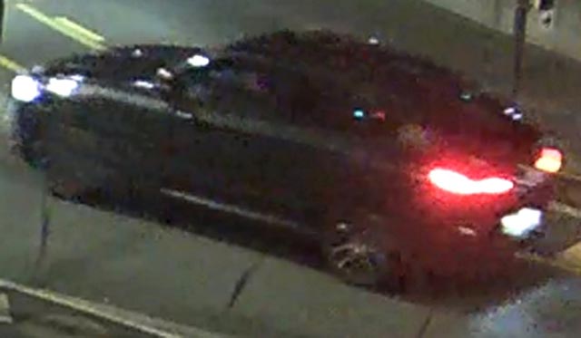 Der dunkle Personenwagen (SUV mit Fliessheck). Foto: sta