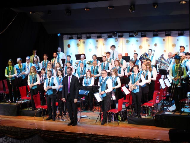 Die Musikgesellschaft Concordia Wegenstetten unter der Leitung von Bence Tóth begeisterte Jung und Alt mit ihrer musikalischen Safari. Foto: zVg