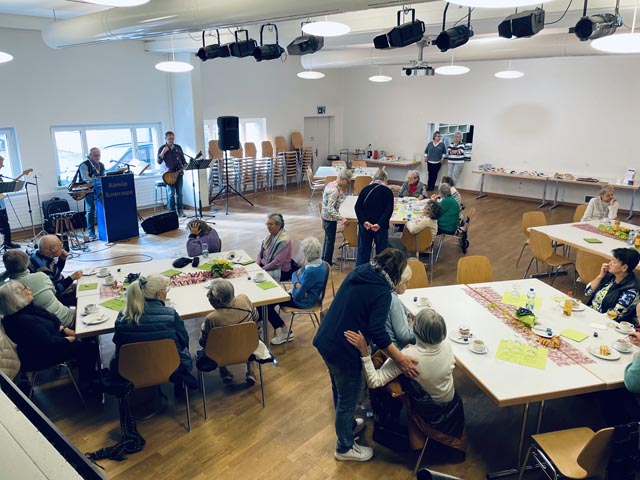 Kaiseraugst: Geselliger Nachmittag mit der Band «Rhyvögt»