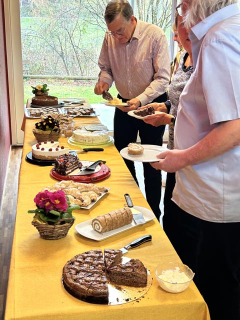 Reichhaltiges Dessertbuffet. Foto: zVg