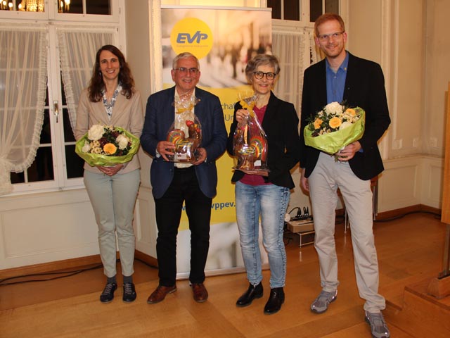 Das neu gewählte Co-Präsidiums mit seinen Vorgängern (von links): Patricia Fuhrer, Dr. Roland Frauchiger, Therese Dietiker, Christian Minder). Foto: zVG