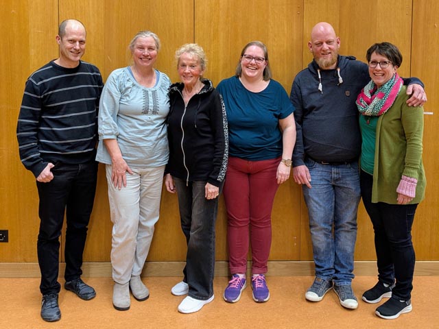 Von links: Martin Rudolf, Therese Brönnimann, Ruth Matter, Isabelle Vock, Raphi Gut Franziska Meichtry. Foto: zVg