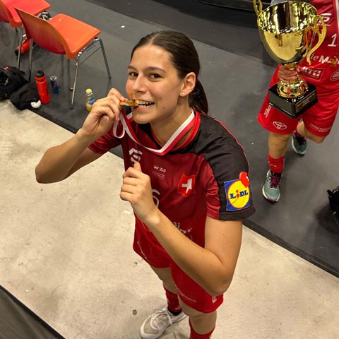 Bild 2: Goose Weltmeisterin Romaine Rothacher