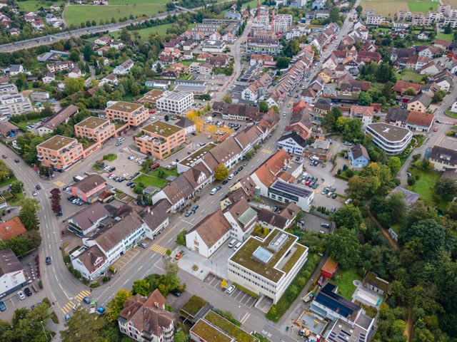 Dorfbild von Frick – mit der Drohne aufgenommen. Foto: zVg