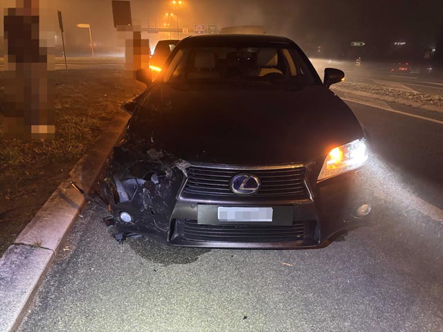 Bei einem Unfall in Hunzenschwil entstand erheblicher Sachschaden an beiden Autos, verletzt wurde aber niemand.