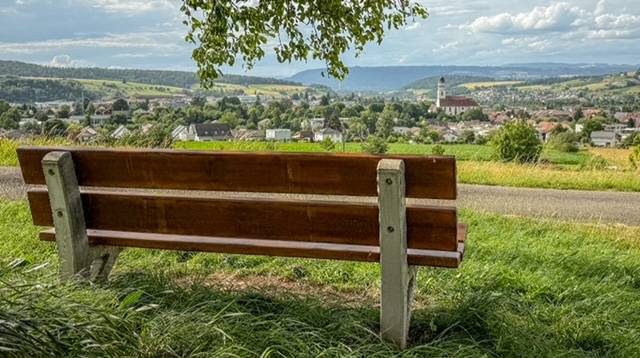 Mehr als nur Sitzgelegenheiten: Fricks Ruhebänke.