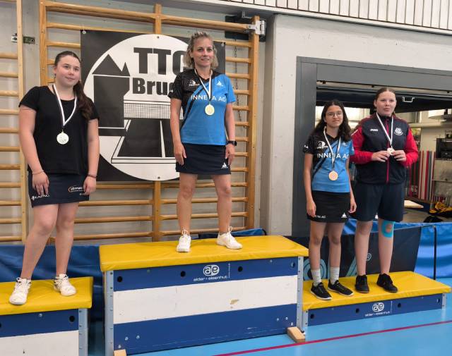 Die Fricker Tischtennisspieler bei den Aargauer Meisterschaften