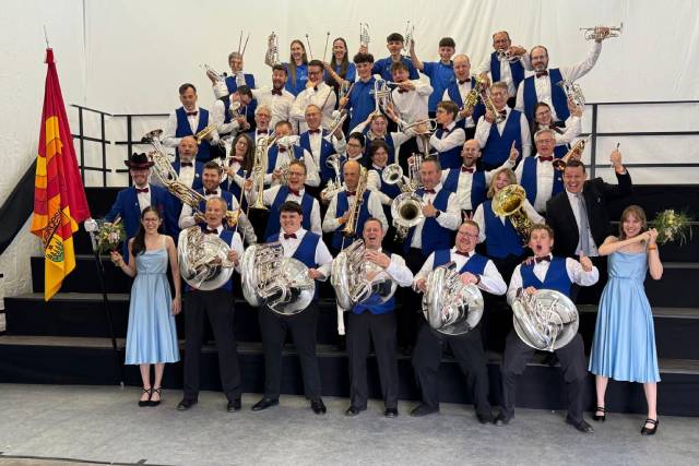 Die Brass Band Zuzgen beim Eidgenössischen Musikfest in Biel
