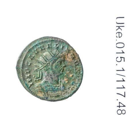 Der häufigste Typ unter den über 4000 Münzen ist der aurelianus, eine Prägung des Kaiser Aurelianus. Auf der Vorderseite die Büste des Kaisers abgebildet. Foto: Kantonsarchäologie, © Kanton Aargau
