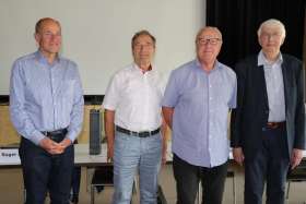Verabschiedet wurden (v.l.): Hansruedi Stoll, Johann Ulrich Soltermann, Max Zumstein und Werner Schneider. Foto: zVg