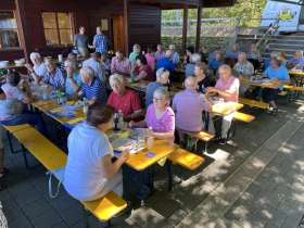 Nach zwei Jahren Unterbruch genossen die Pensionierten der Brauerei Feldschlösschen wieder ihr Treffen. Foto: zVg